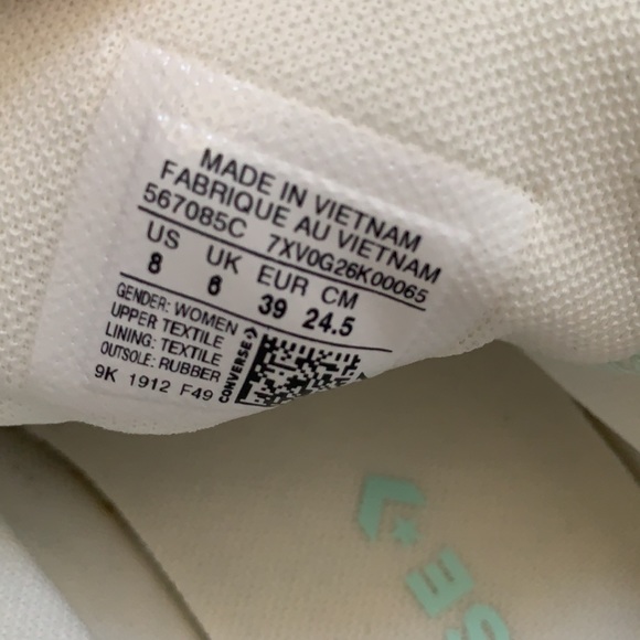 Converse Sneaker - Picture 8 of 10